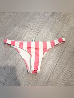 BNWOT SOLID & STRIPED Coral and Cream Striped Bikini Bottom